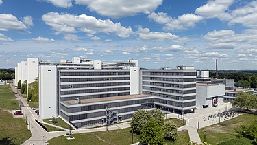 UHG Bielefeld weißes Gebäude
