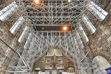 Sanierungsmaßnahmen im Stuttgarter Bonatzbau von innen