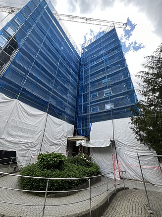 Zu sehen ist die Hausfassade des Bauen im Bestand-Projektes Wohnhaus Eriskirch