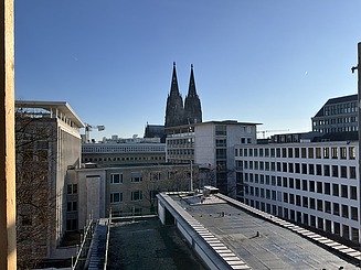 Blick von dem IHK Gebäude auf den Dom